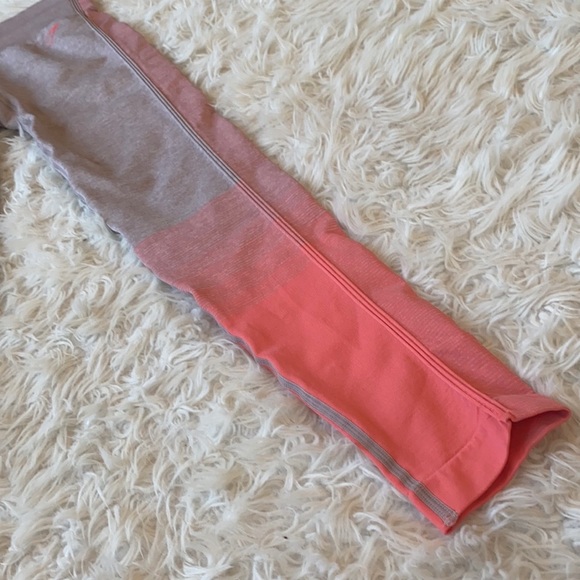 NWT Gymshark Amplify Seamless leggings taupe peach coral Small - Picture 5 of 13